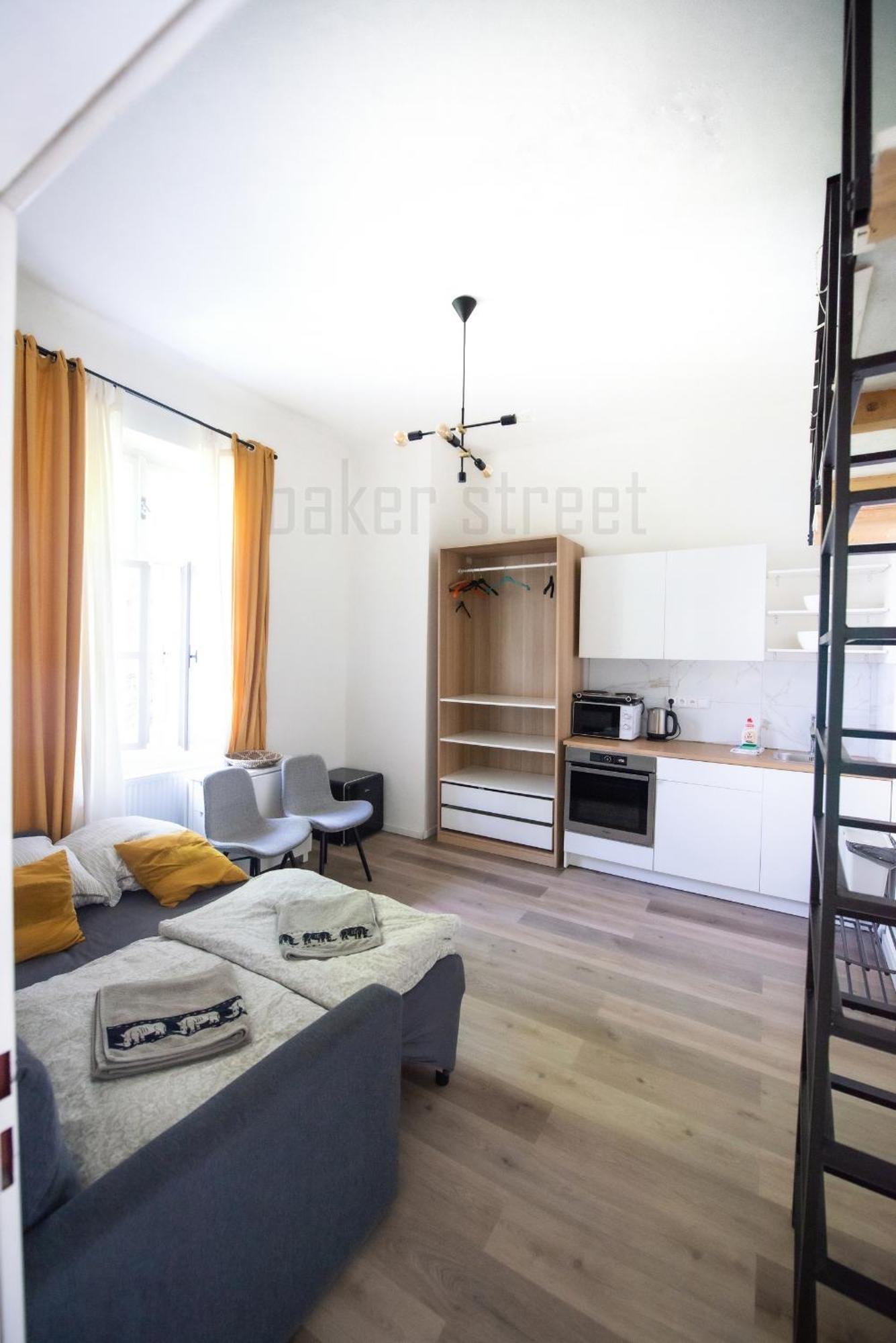 Storey Apartment Close To Metro Palmovka Прага Екстериор снимка